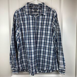 Long sleeved, classic fit, Eddie Bauer men’s shirt (0281)